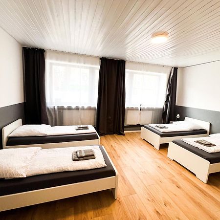 Krefeld House - 20 Min To Dus Airport & Messeアパートメント エクステリア 写真