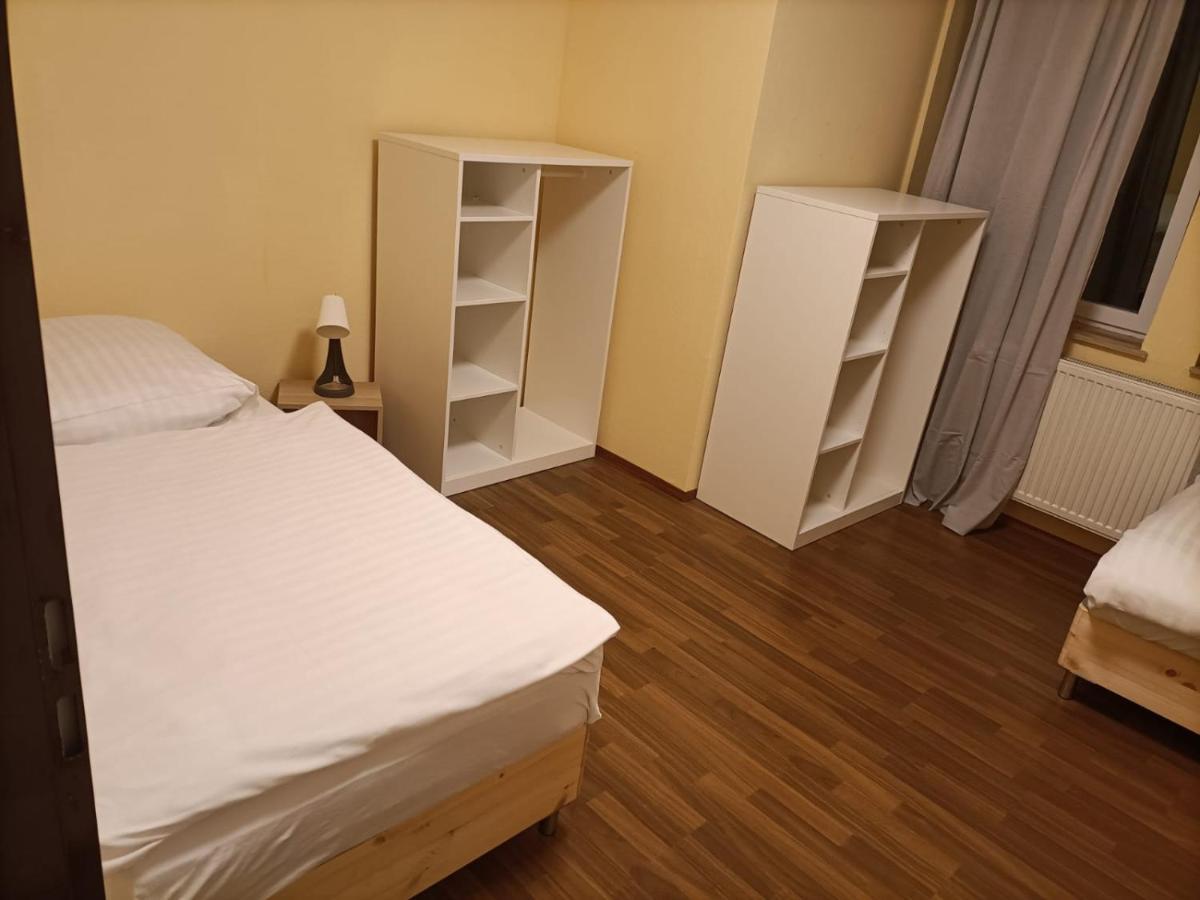 Krefeld House - 20 Min To Dus Airport & Messeアパートメント エクステリア 写真