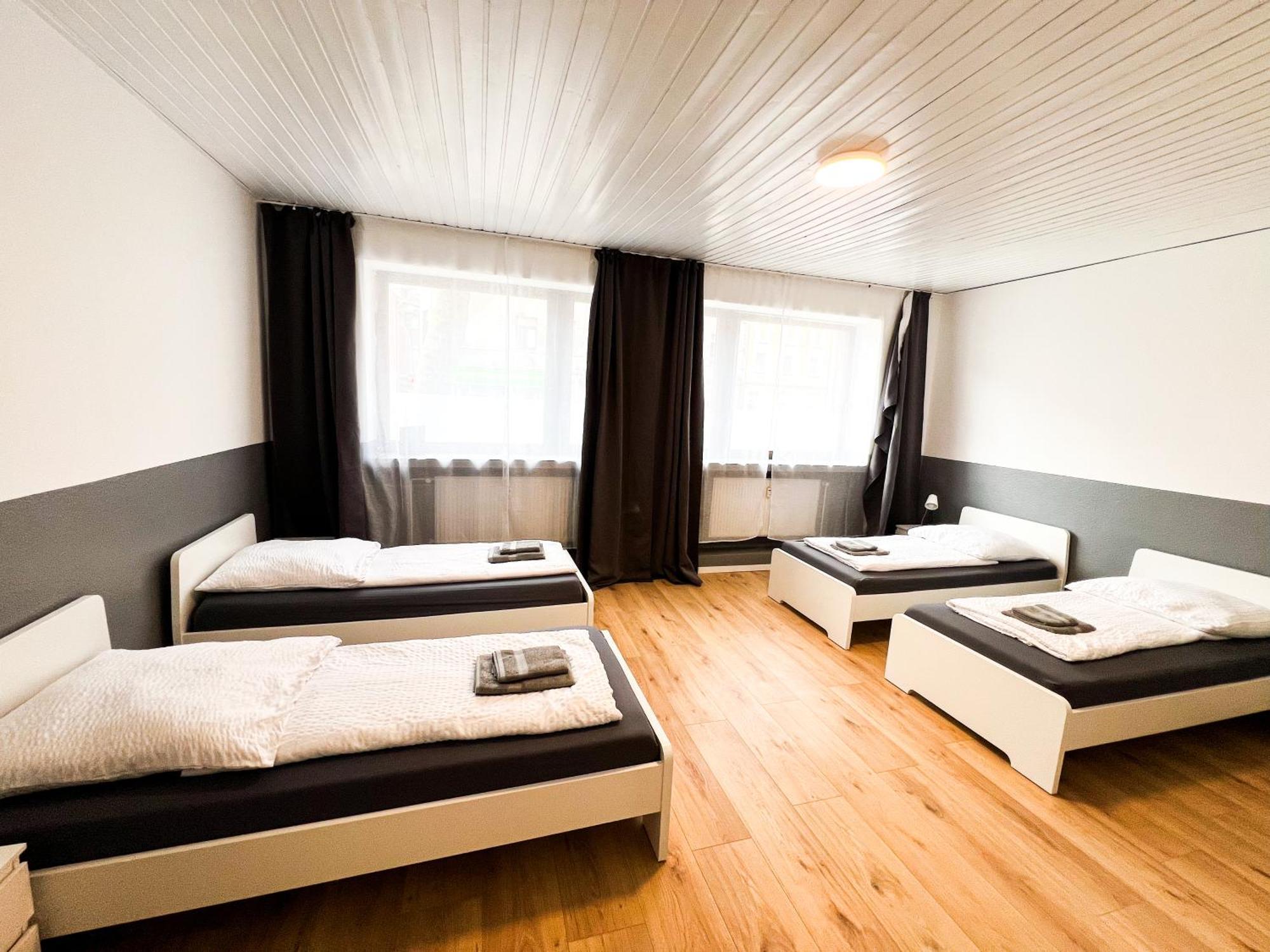 Krefeld House - 20 Min To Dus Airport & Messeアパートメント エクステリア 写真