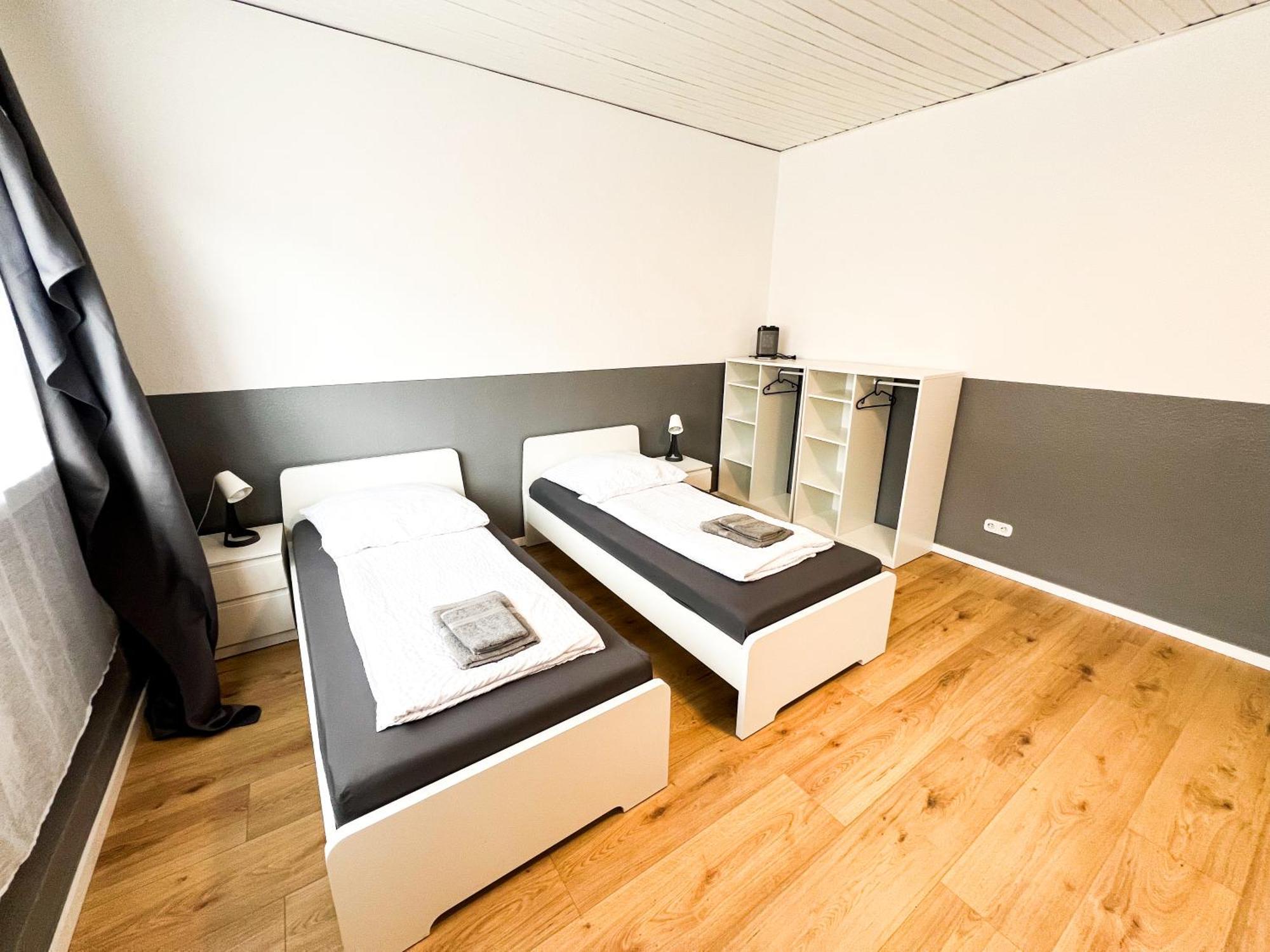 Krefeld House - 20 Min To Dus Airport & Messeアパートメント エクステリア 写真