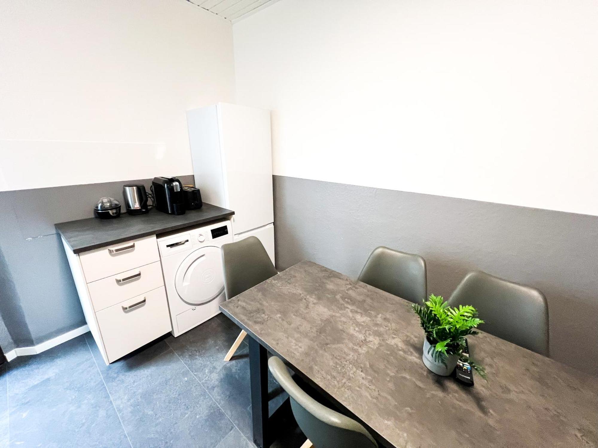 Krefeld House - 20 Min To Dus Airport & Messeアパートメント エクステリア 写真